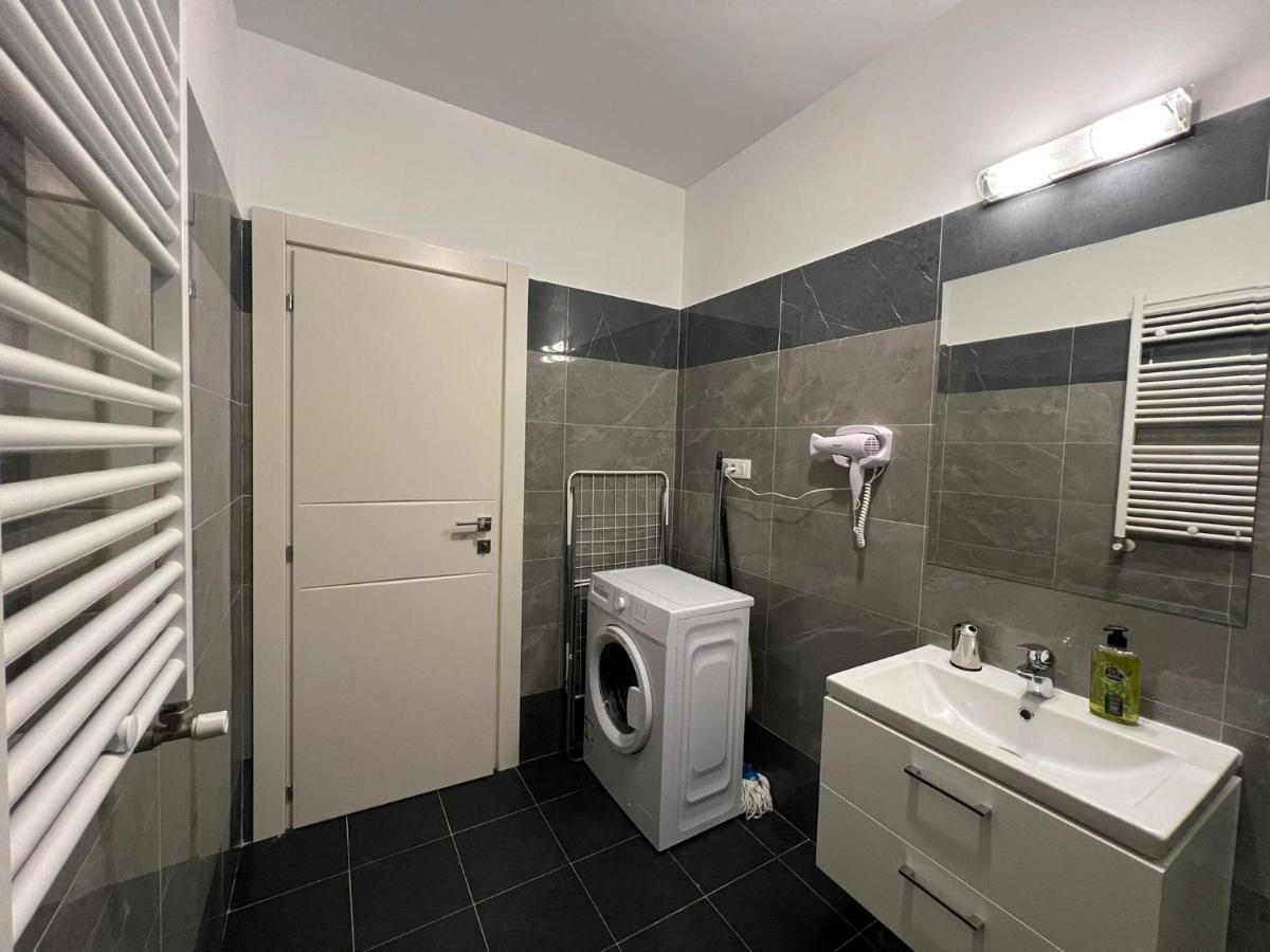 Perfect Host Palas Centru Lägenhet Iasi Exteriör bild