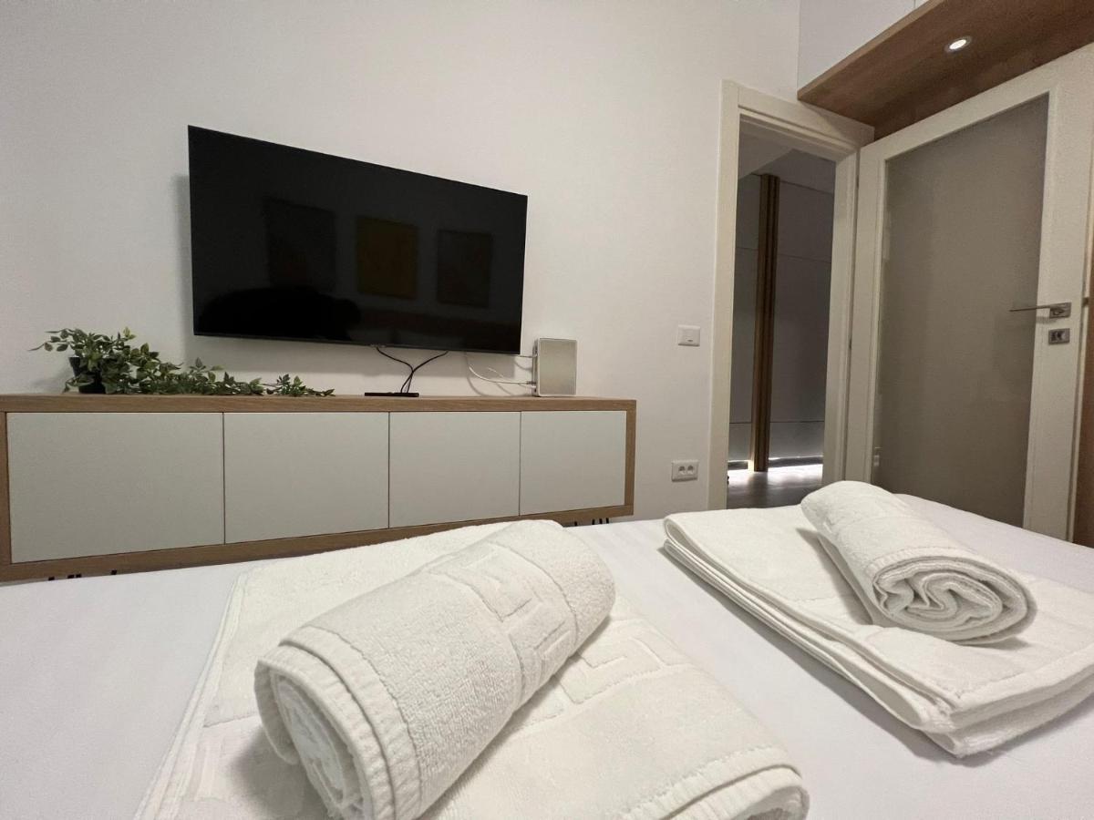 Perfect Host Palas Centru Lägenhet Iasi Exteriör bild