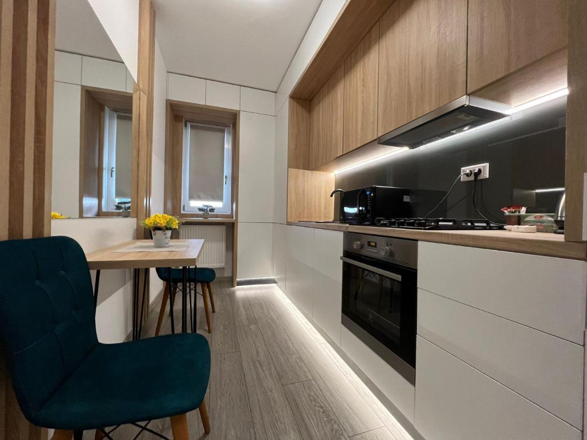 Perfect Host Palas Centru Lägenhet Iasi Exteriör bild
