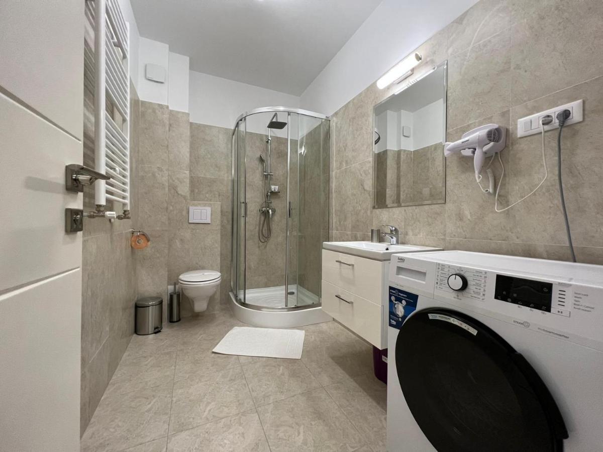 Perfect Host Palas Centru Lägenhet Iasi Exteriör bild